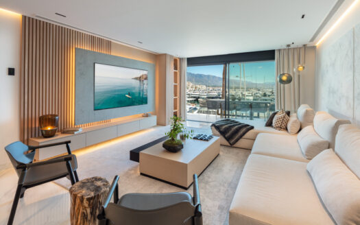 Elegante Wohnung zum Verkauf im Yachthafen von Puerto Banus in Marbella